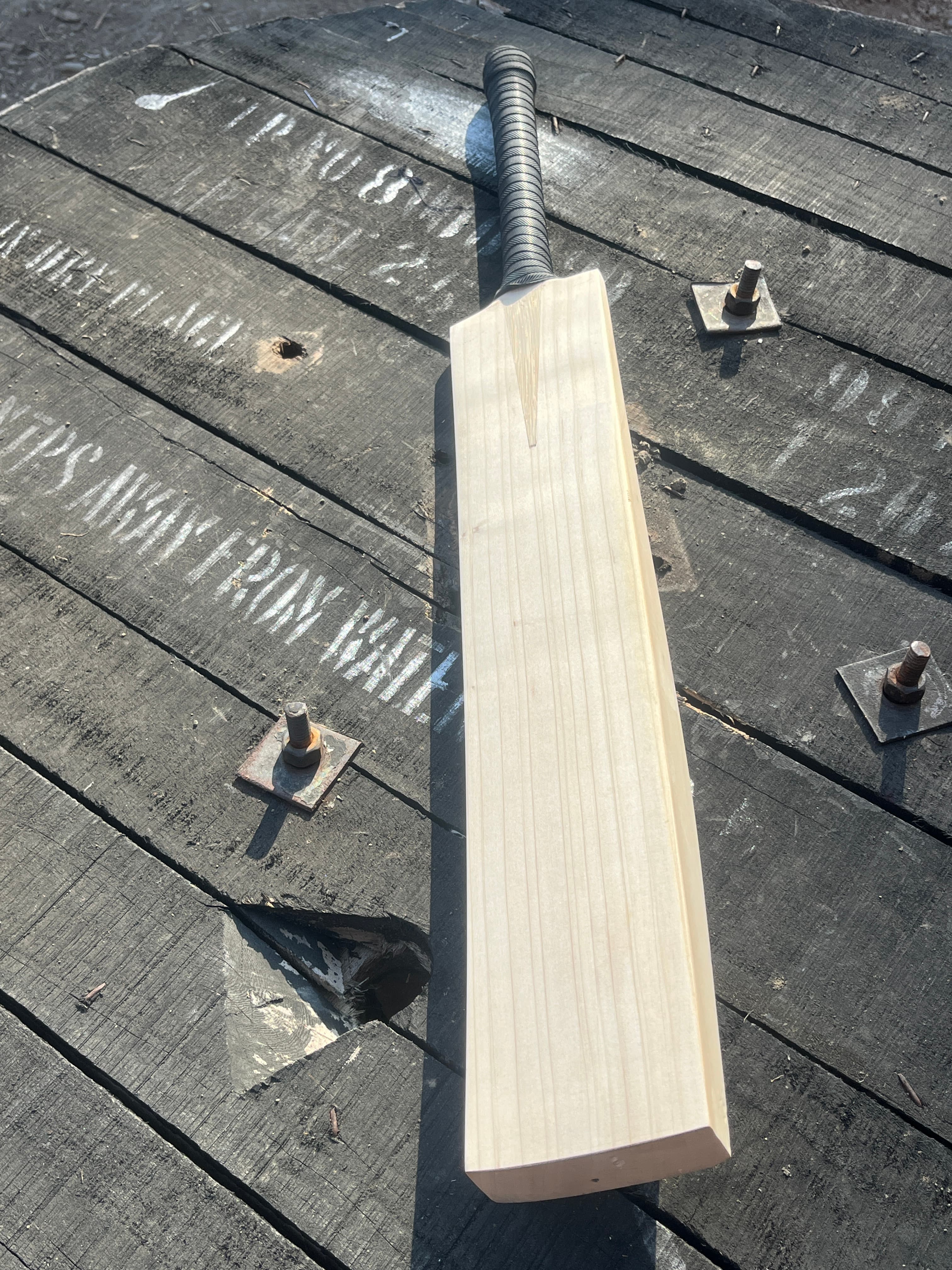 KASHMIR WILLOW A+ view 4