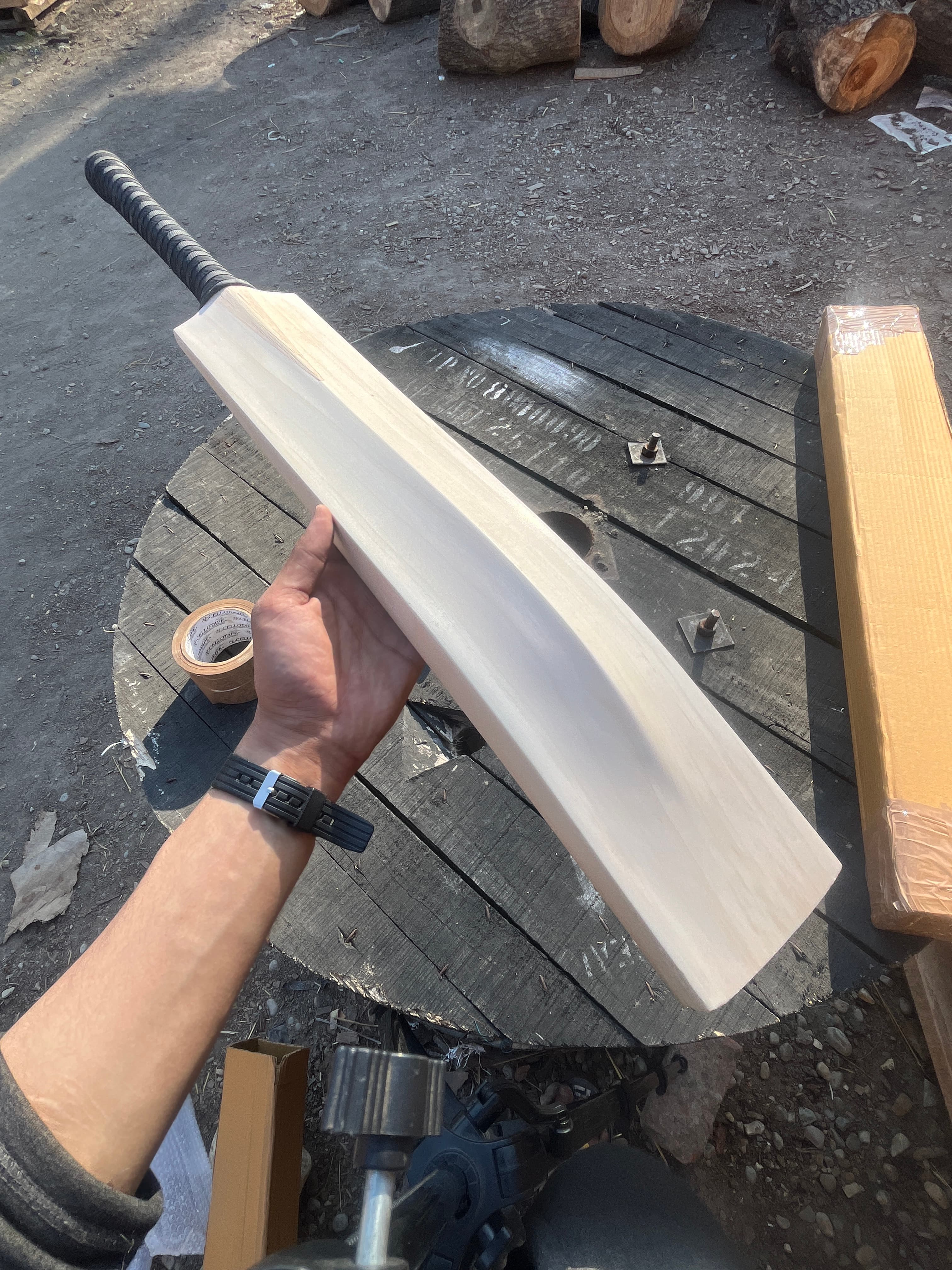 KASHMIR WILLOW A+ view 6