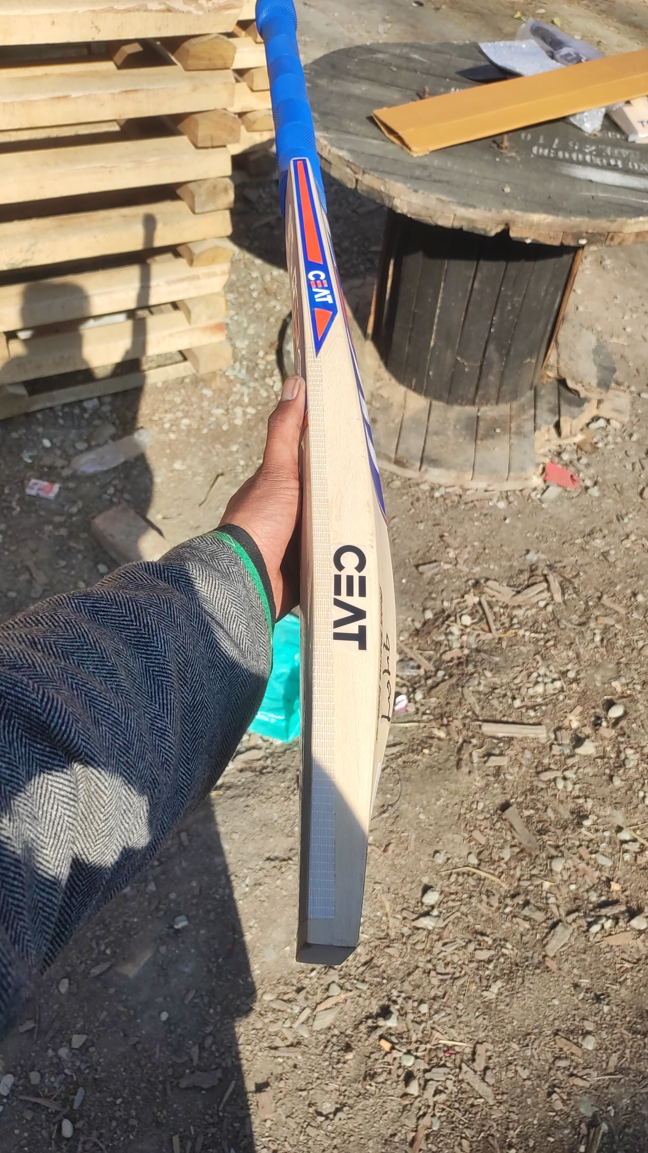 CEAT HITMAN EDITON view 4